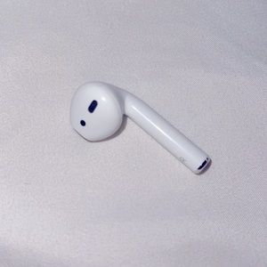 Right Apple AirPod